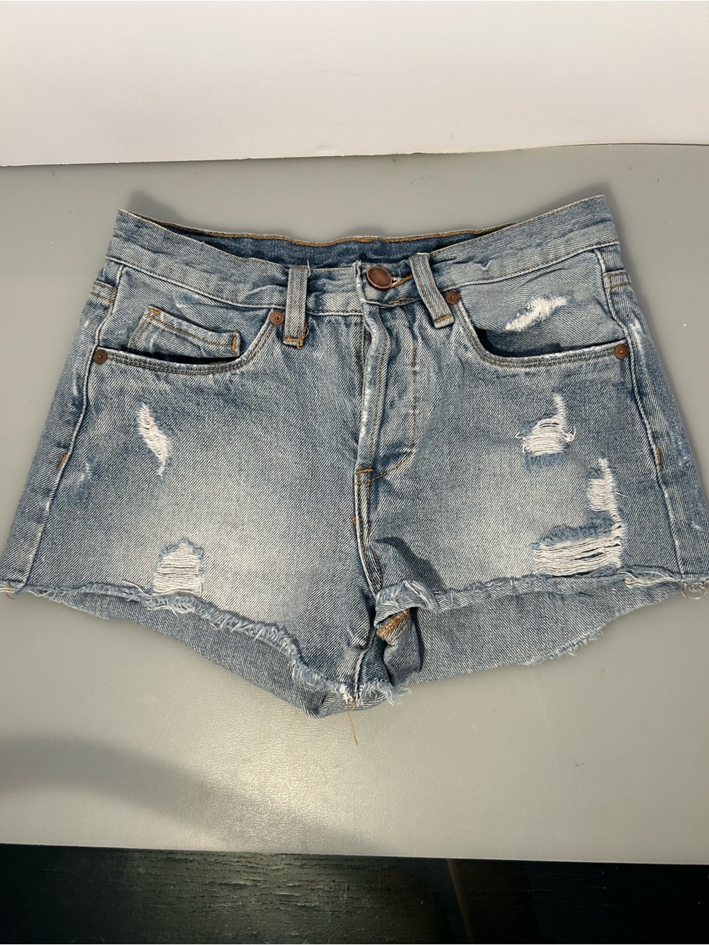 BlankNyc jean shorts size 24